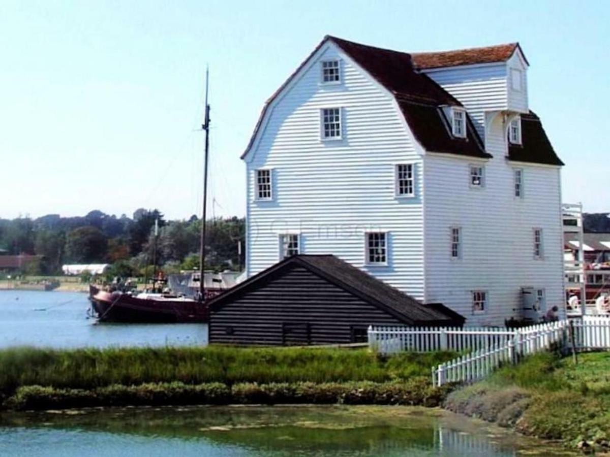 8 Deben Wharf, Woodbridge Apartment Екстериор снимка